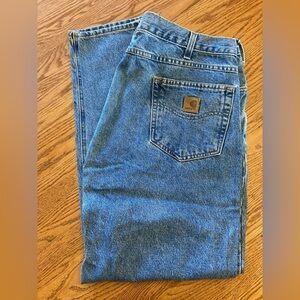 Carhartt traditional fit denim jeans heavy duty work pants 40 x 30 medium wash